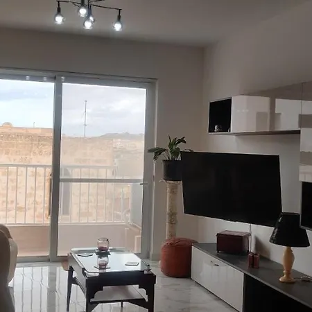 Relax ויקטוריה